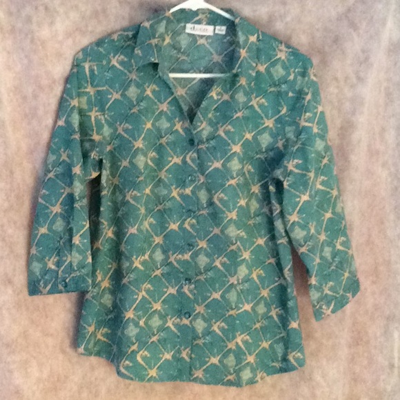 Blouse 3/4 Sleeve Button Down - Picture 1 of 5